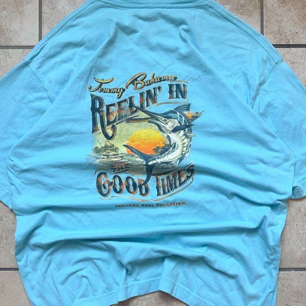 Tommy Bahama Graphic T Shirt - Size XL